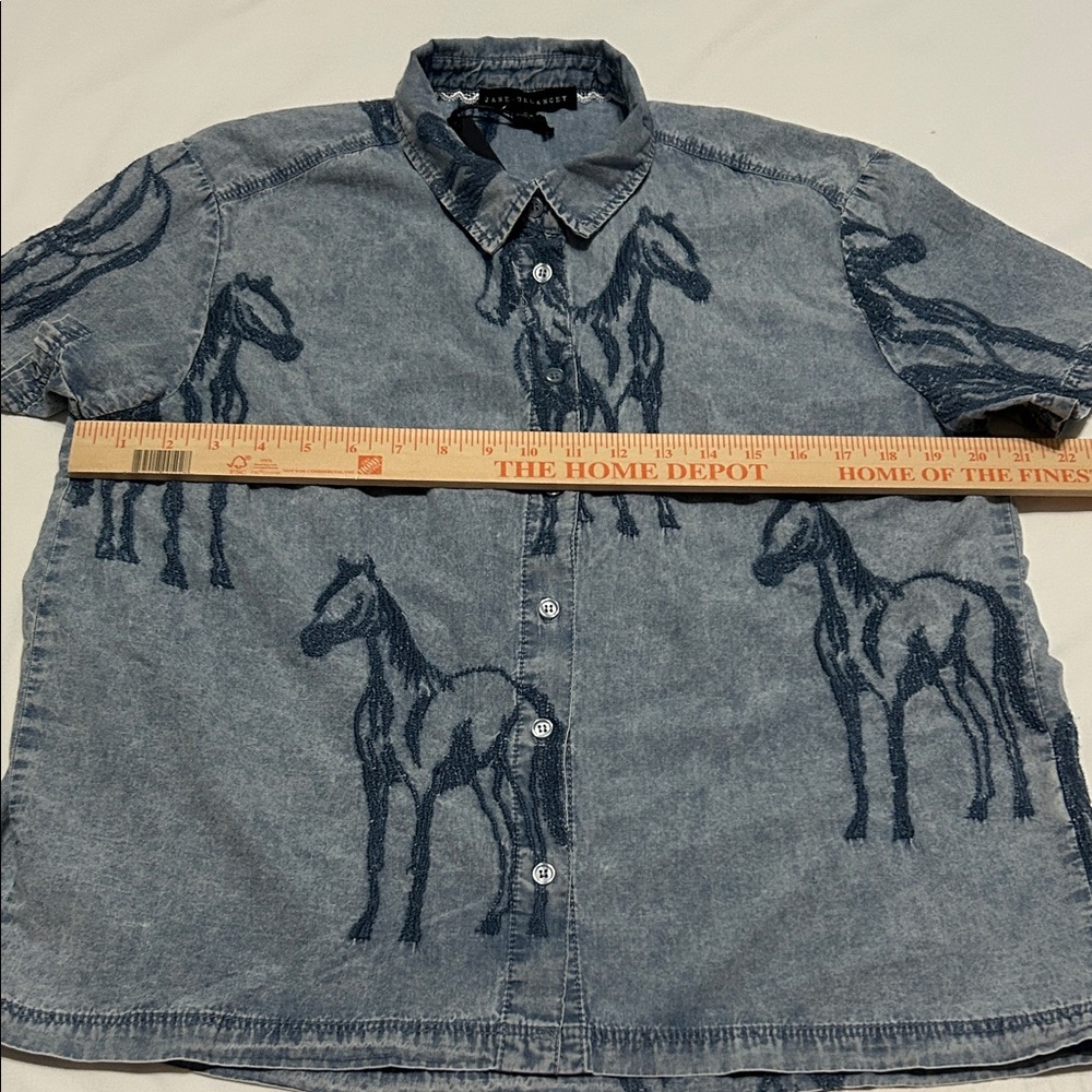 Jane+Delancey Blue Denim Shirt with Embroidered Horse Print Cotton M NWT - Picture 2 of 7